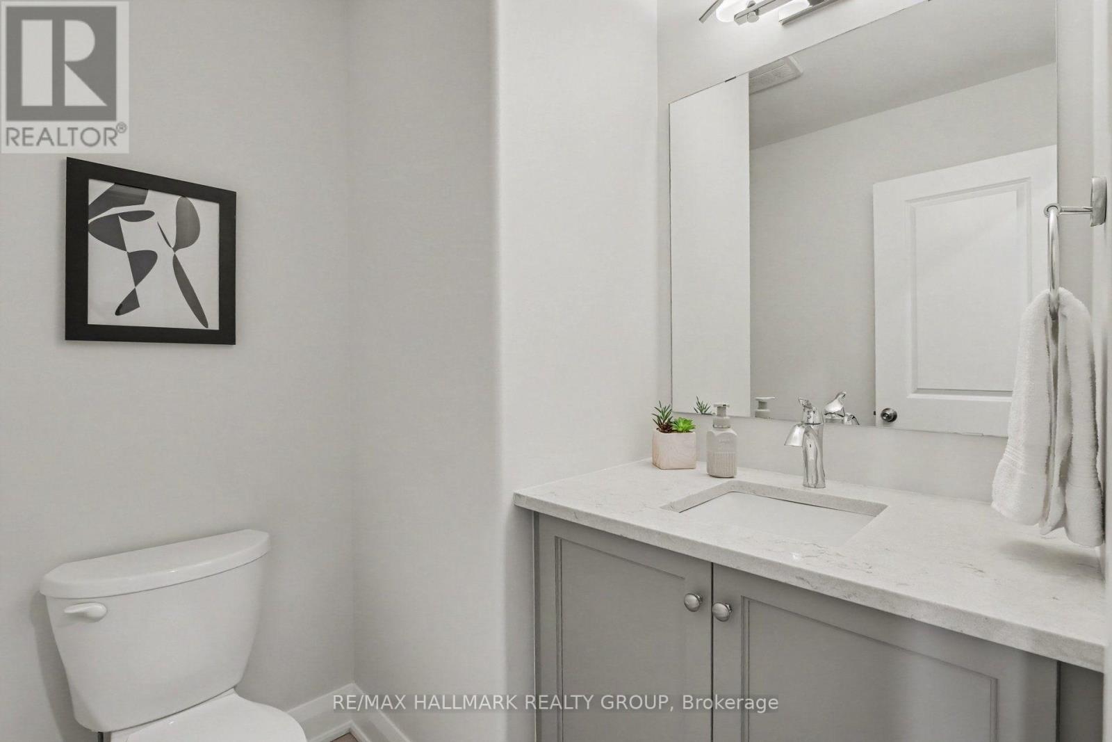 3 Bed, 3 Bath House for Sale in Ottawa – 52 PORTER STREET, Ottawa – MLS# X13667758 - Image 16