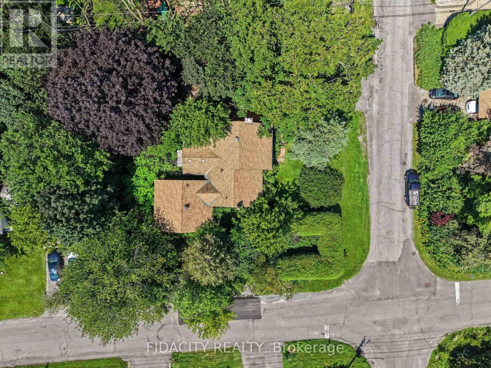 6 MALCOLM PLACE - 2