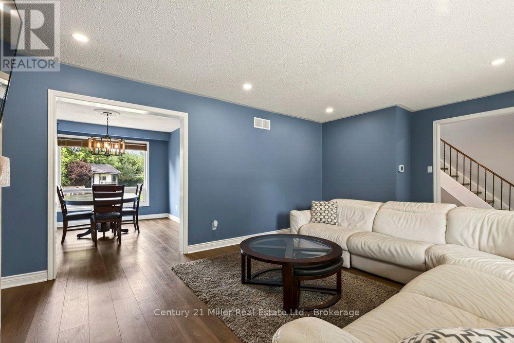 85 WATERFORD DRIVE - 11
