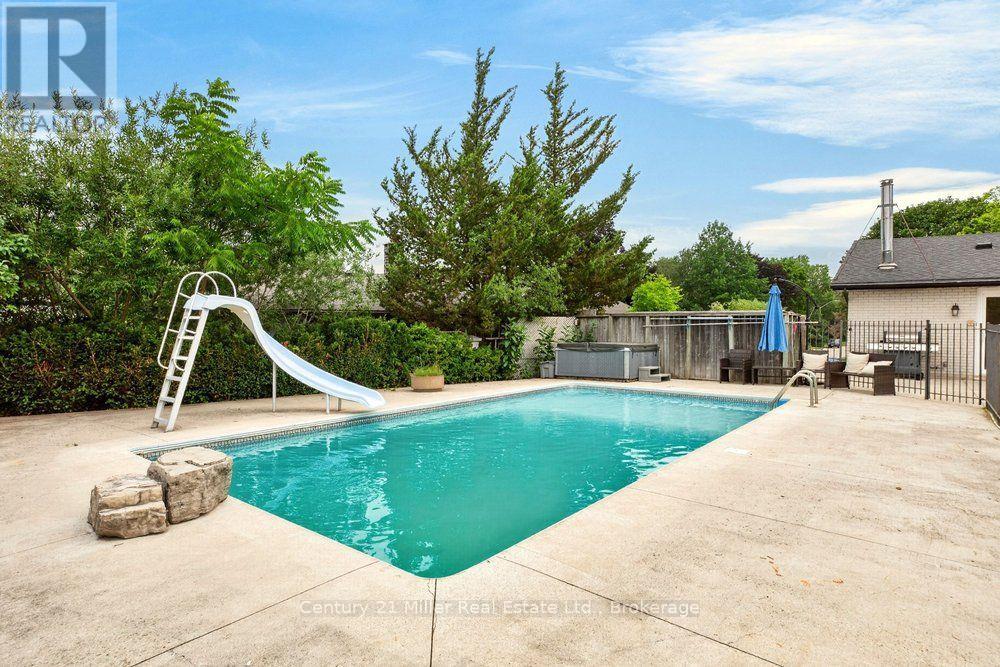 85 WATERFORD DRIVE - Image 44