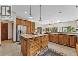 2207 South Middle Road, Lakeshore, ON N0R1V0 Photo 22