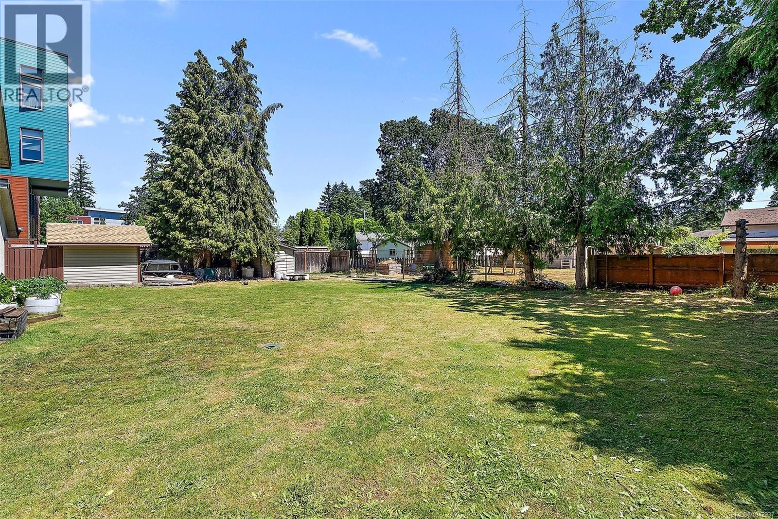 #113 2763 Jacklin Rd - 26