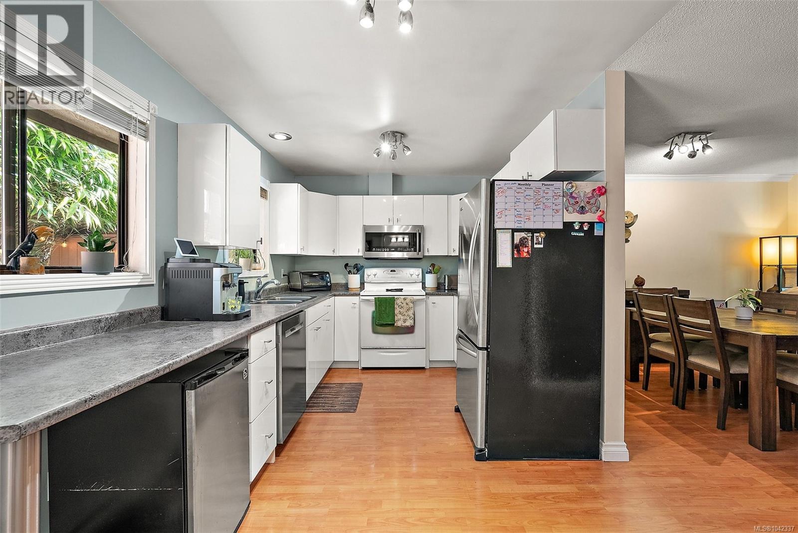 #113 2763 Jacklin Rd - 9