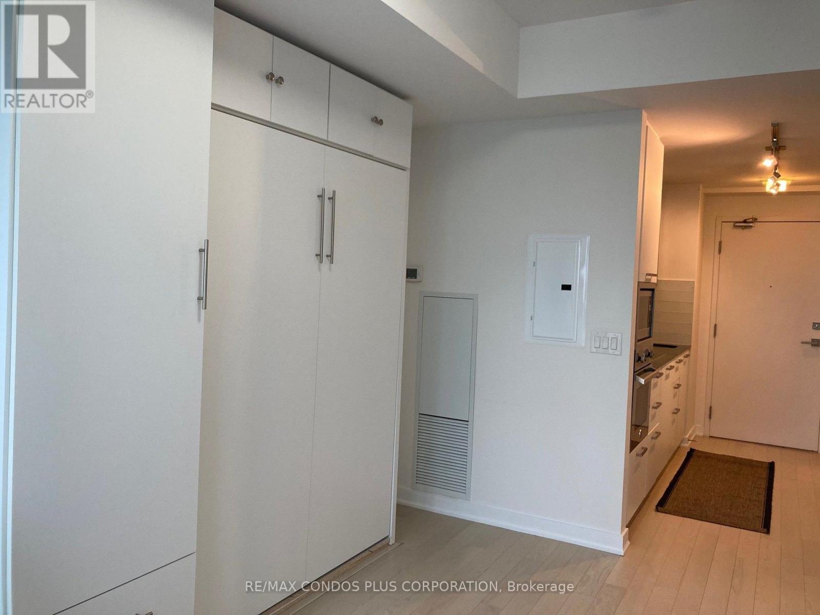 #5102 14 YORK STREET - 11