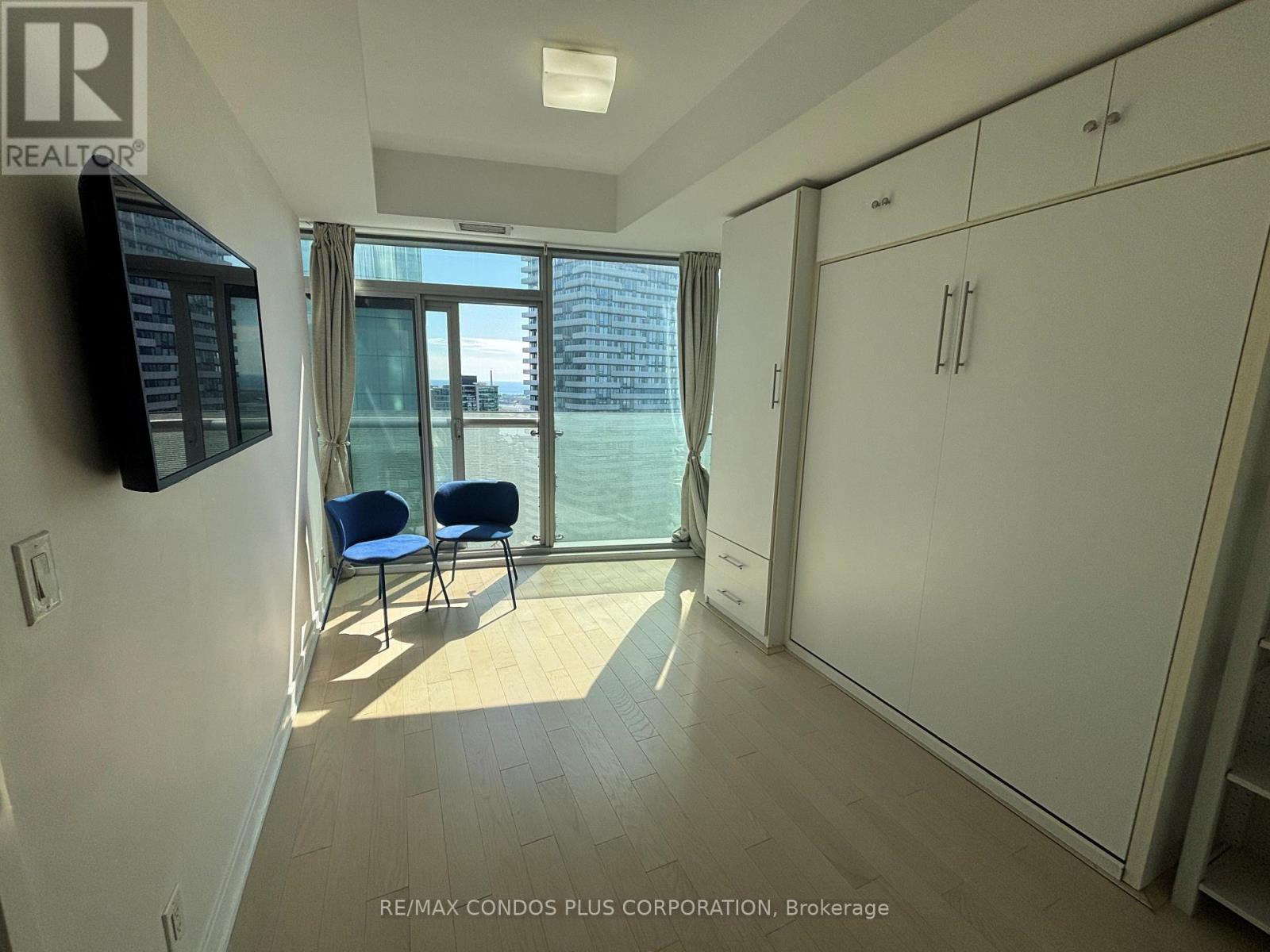 #5102 14 YORK STREET - 7