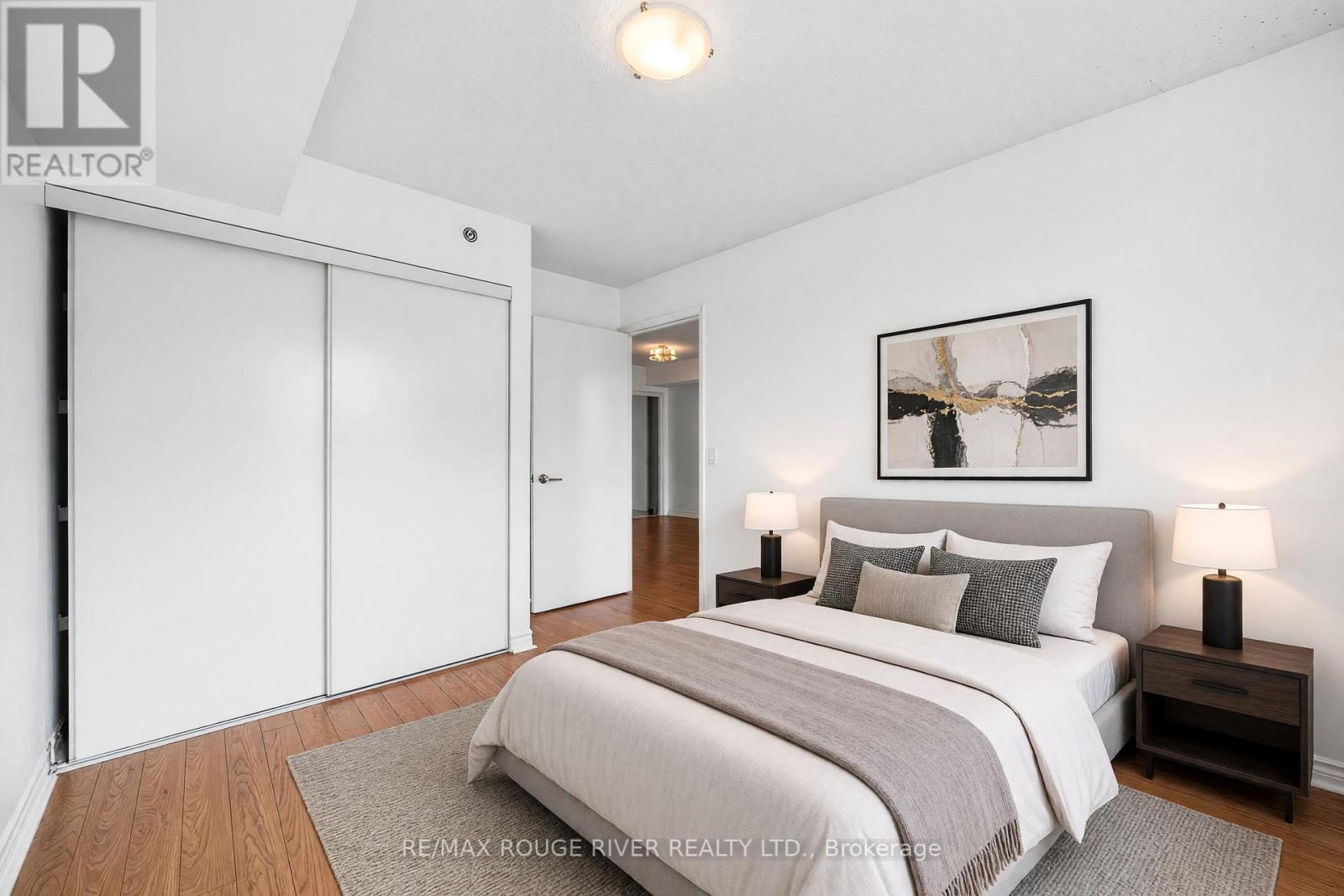 #330 35 SARANAC BOULEVARD - 12