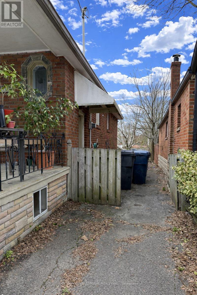 368 WINNETT AVENUE - 2