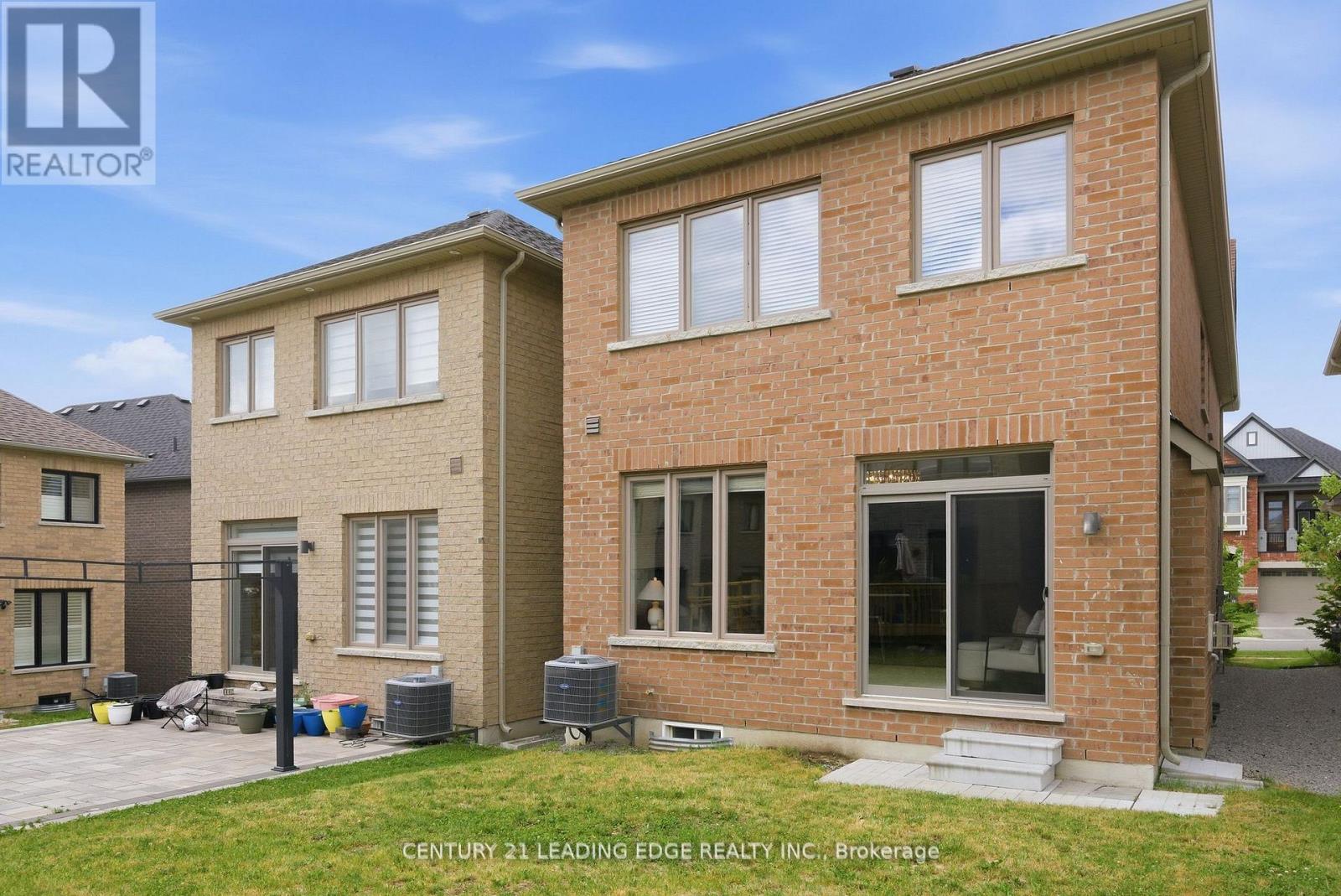 27 CHRISTINE ELLIOTT AVENUE - 40