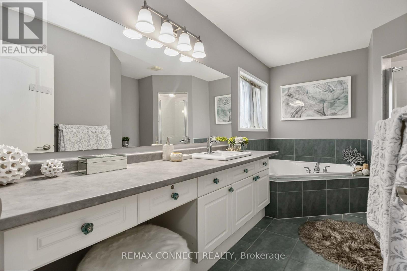 72 WARWICK AVENUE - 20