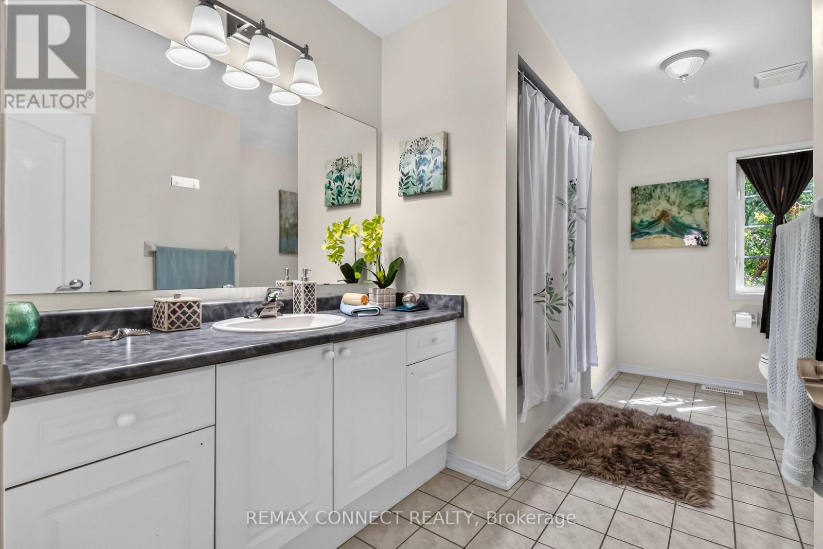 72 WARWICK AVENUE - 27
