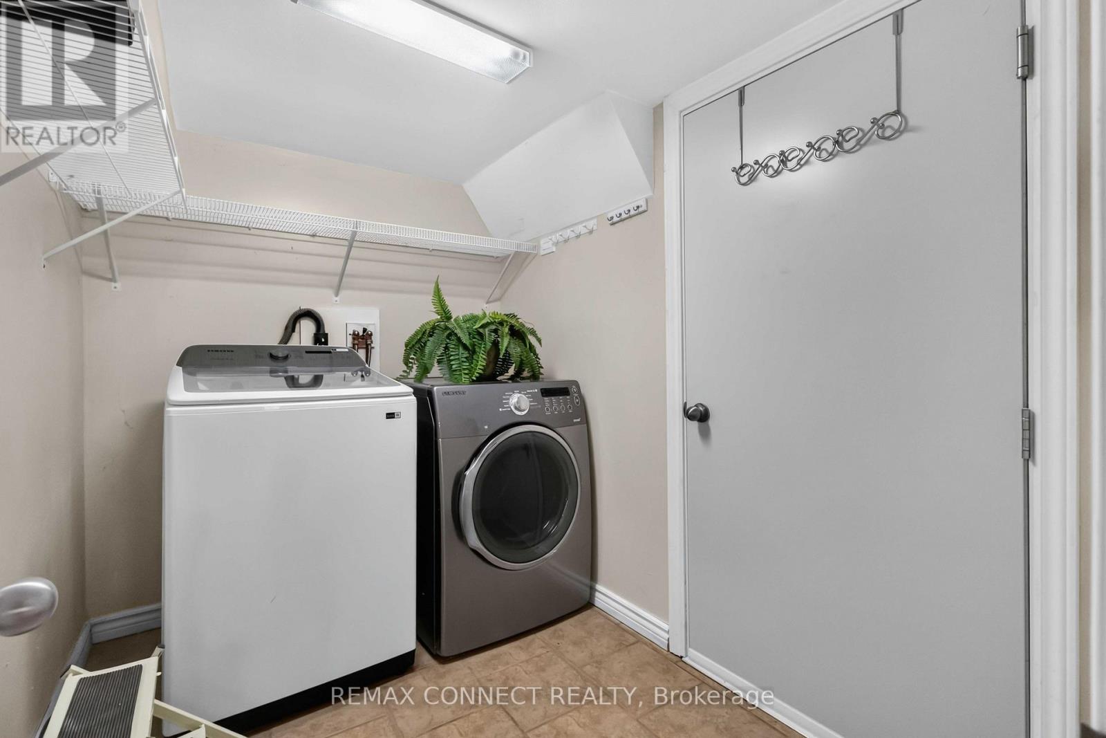 72 WARWICK AVENUE - 36