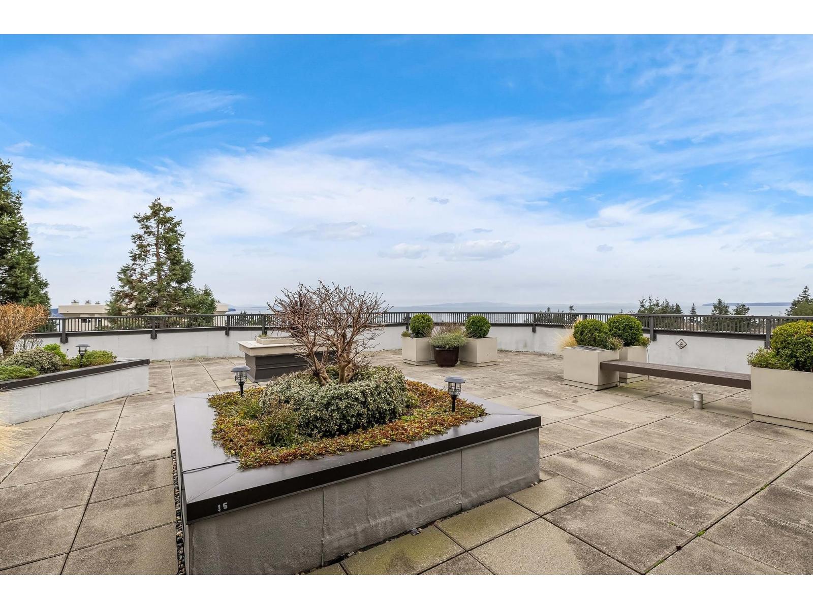 303 1480 FOSTER STREET, White Rock