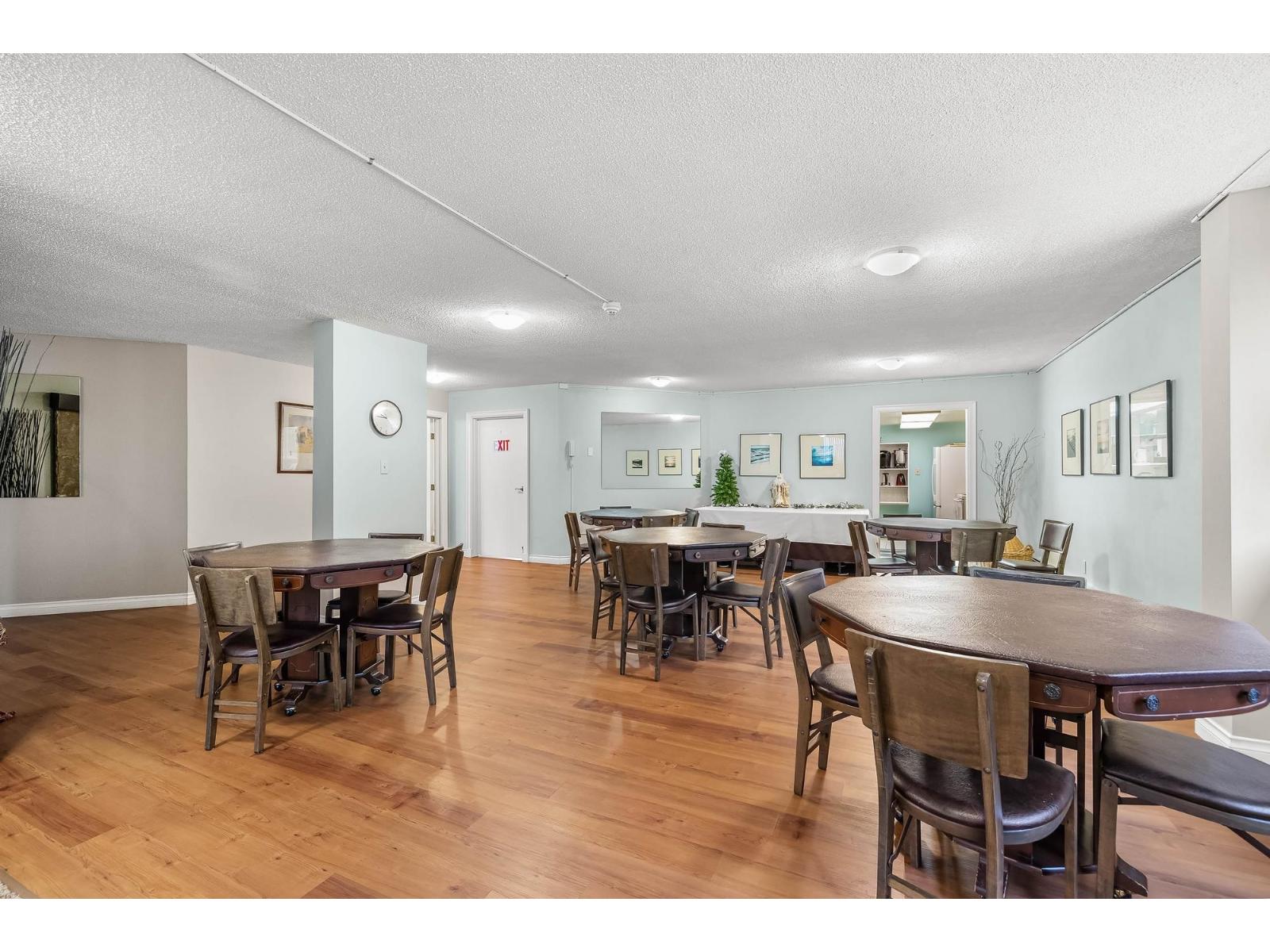 303 1480 FOSTER STREET, White Rock