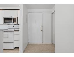 303 1480 Foster Street, White Rock, BC V4B3X7 Photo 11
