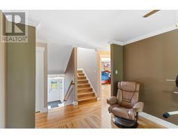 35 Alexander Crescent thumbnail 5