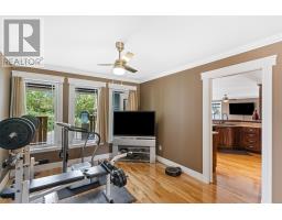 35 Alexander Crescent thumbnail 6