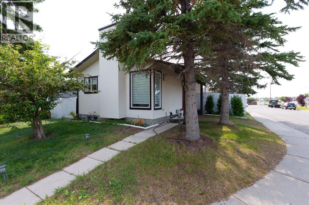 95 Castleridge Close NE - Image 3