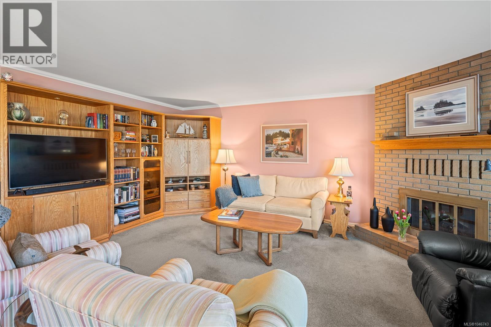 #18 1309 McKenzie Ave - Image 7