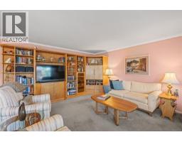 Eating area - 18 1309 Mckenzie Ave, Saanich, BC V8P2M1 Photo 10