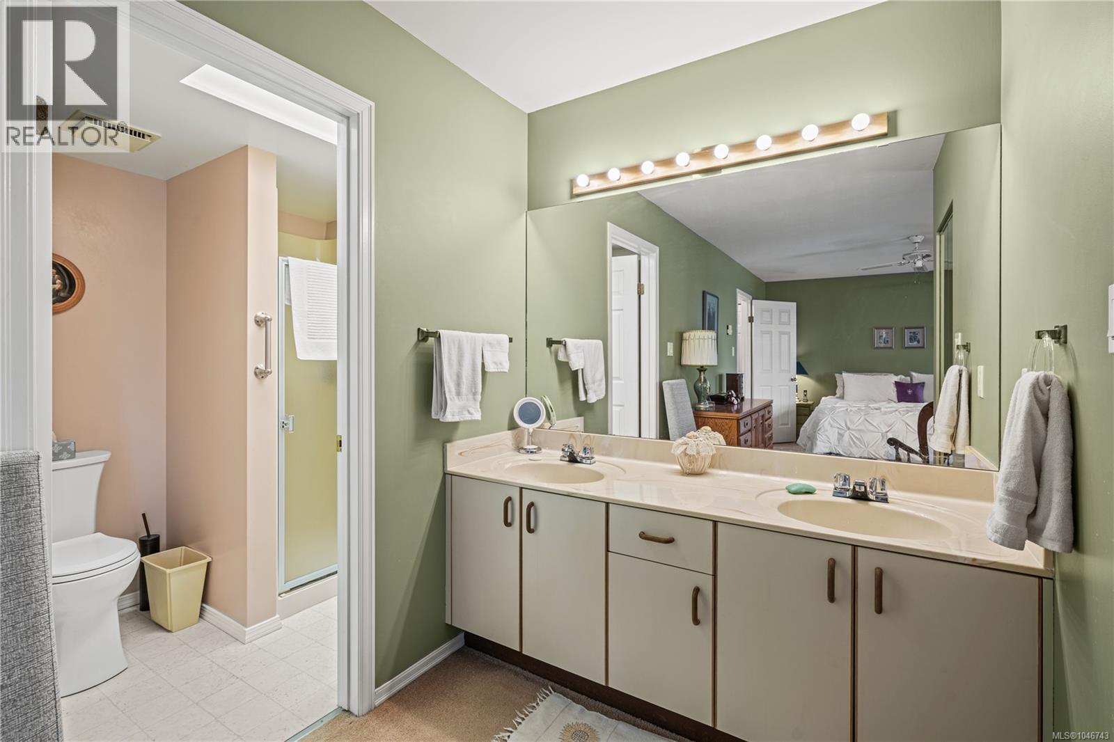#18 1309 McKenzie Ave - Image 25