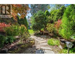 18 1309 Mckenzie Ave, Saanich, BC V8P2M1 Photo 41