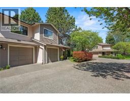 18 1309 Mckenzie Ave, Saanich, BC V8P2M1 Photo 56