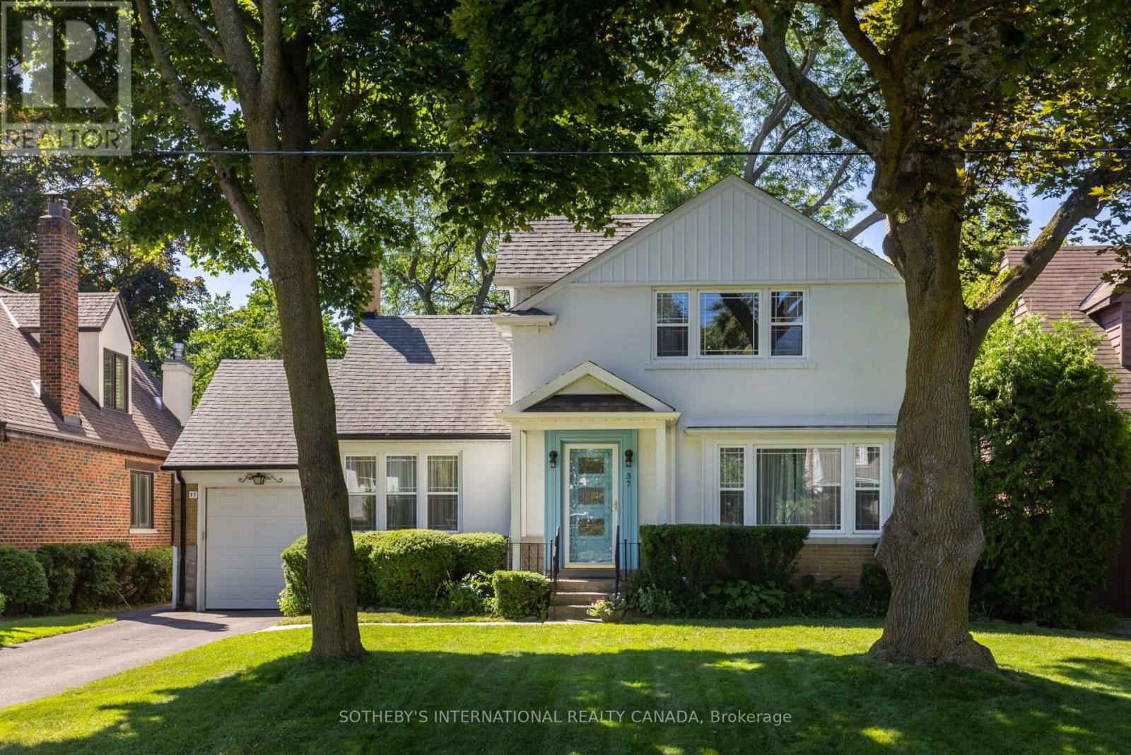 37 HILLDOWNTREE ROAD