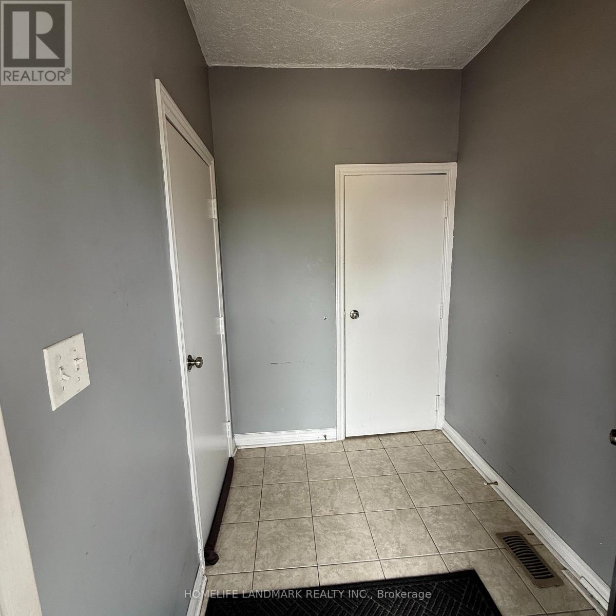 336 KING WILLIAM STREET - 6