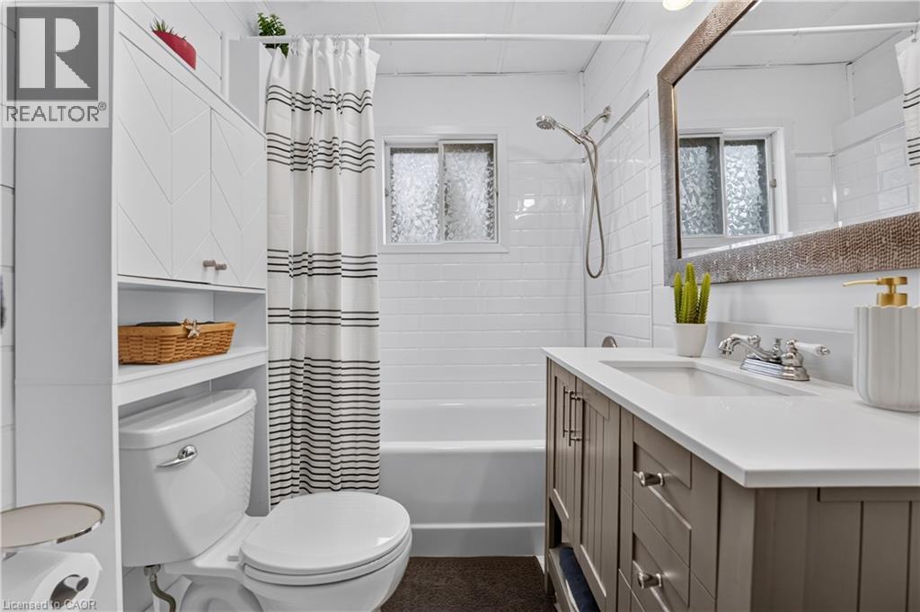 333 SIMPSON Avenue - 21