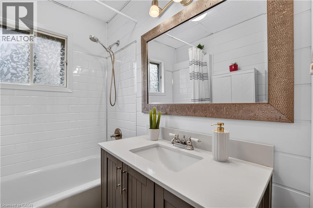 333 SIMPSON Avenue - 22