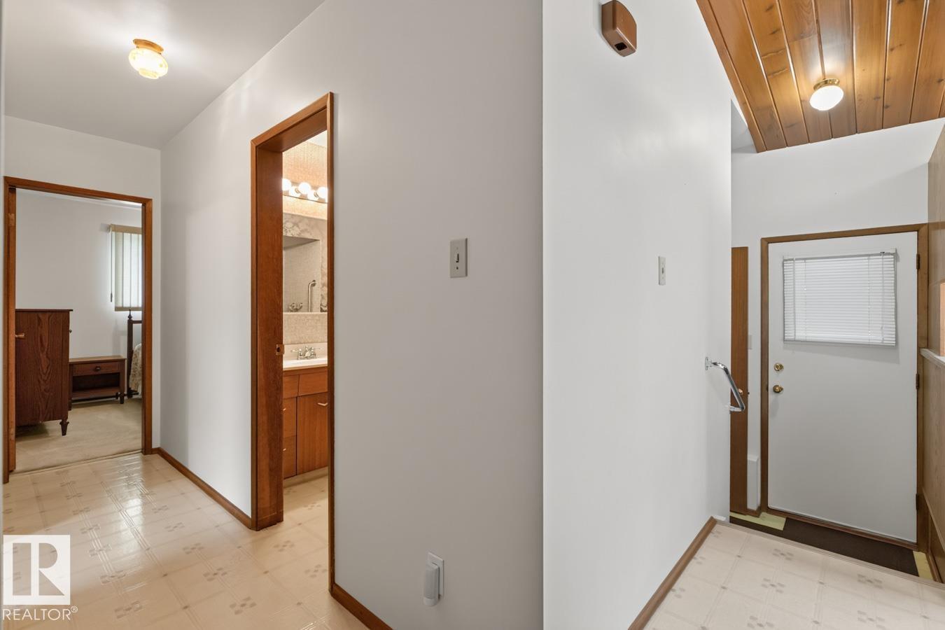 13336 106 ST NW - Image 15