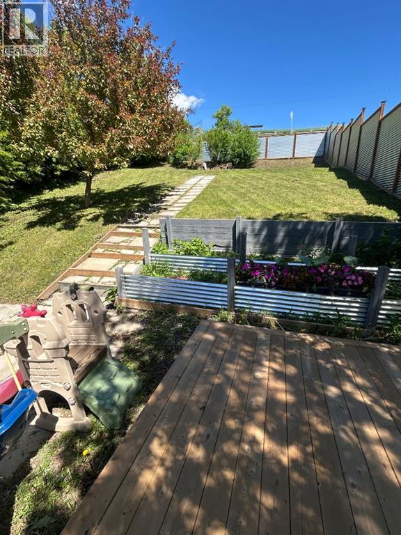 18 Maple Street - Photo 36