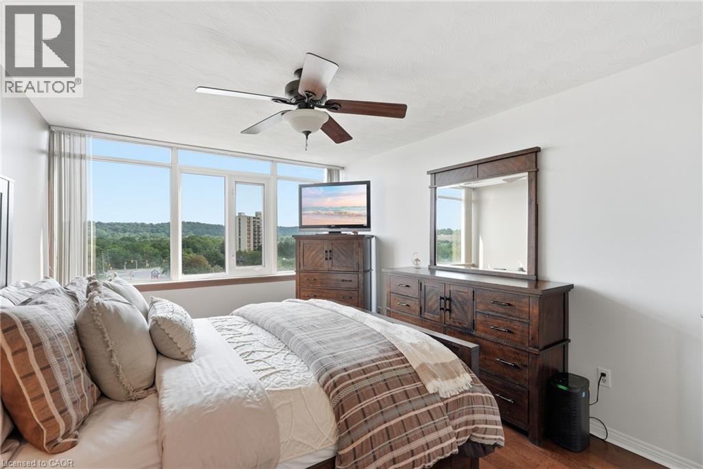 #904 40 HARRISFORD Street - Image 29
