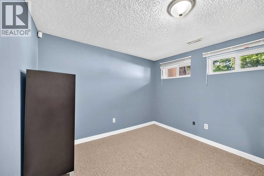 1823 65 Street Northeast - Photo 25