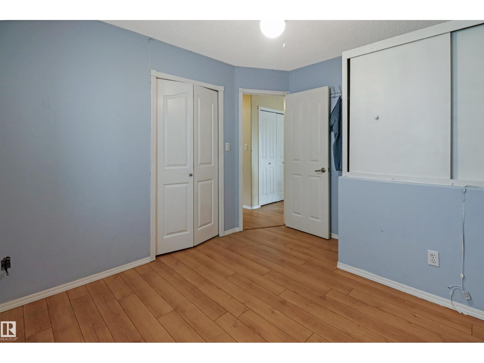 1055 JONES Crescent NW - Photo 26