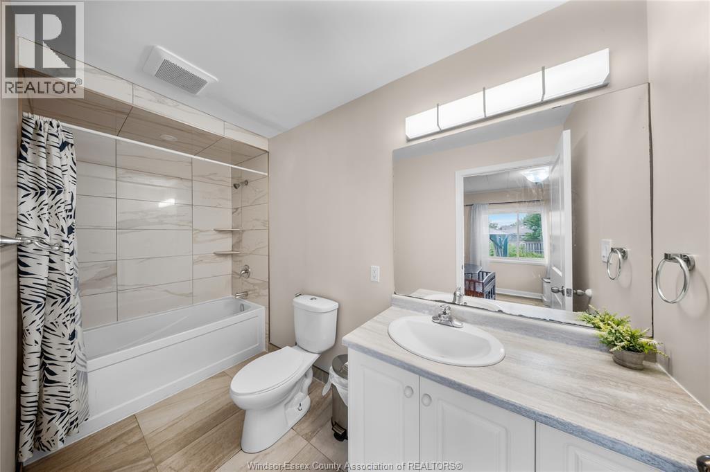 2682 CLEMENCEAU - 13