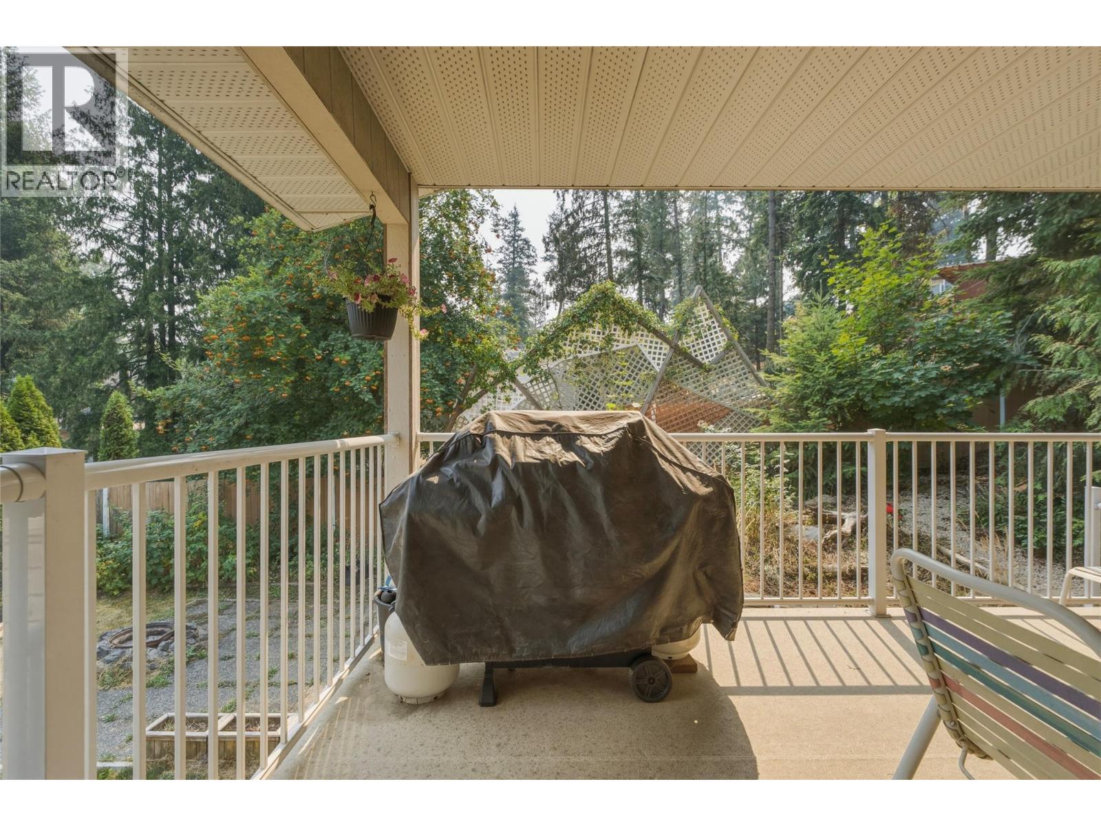 2228 Linea Crescent, Lumby