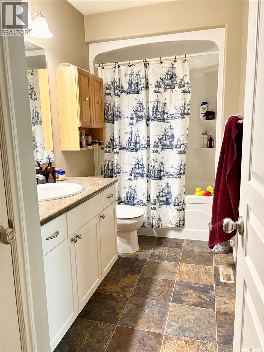 75 Agricultural AVENUE - 12
