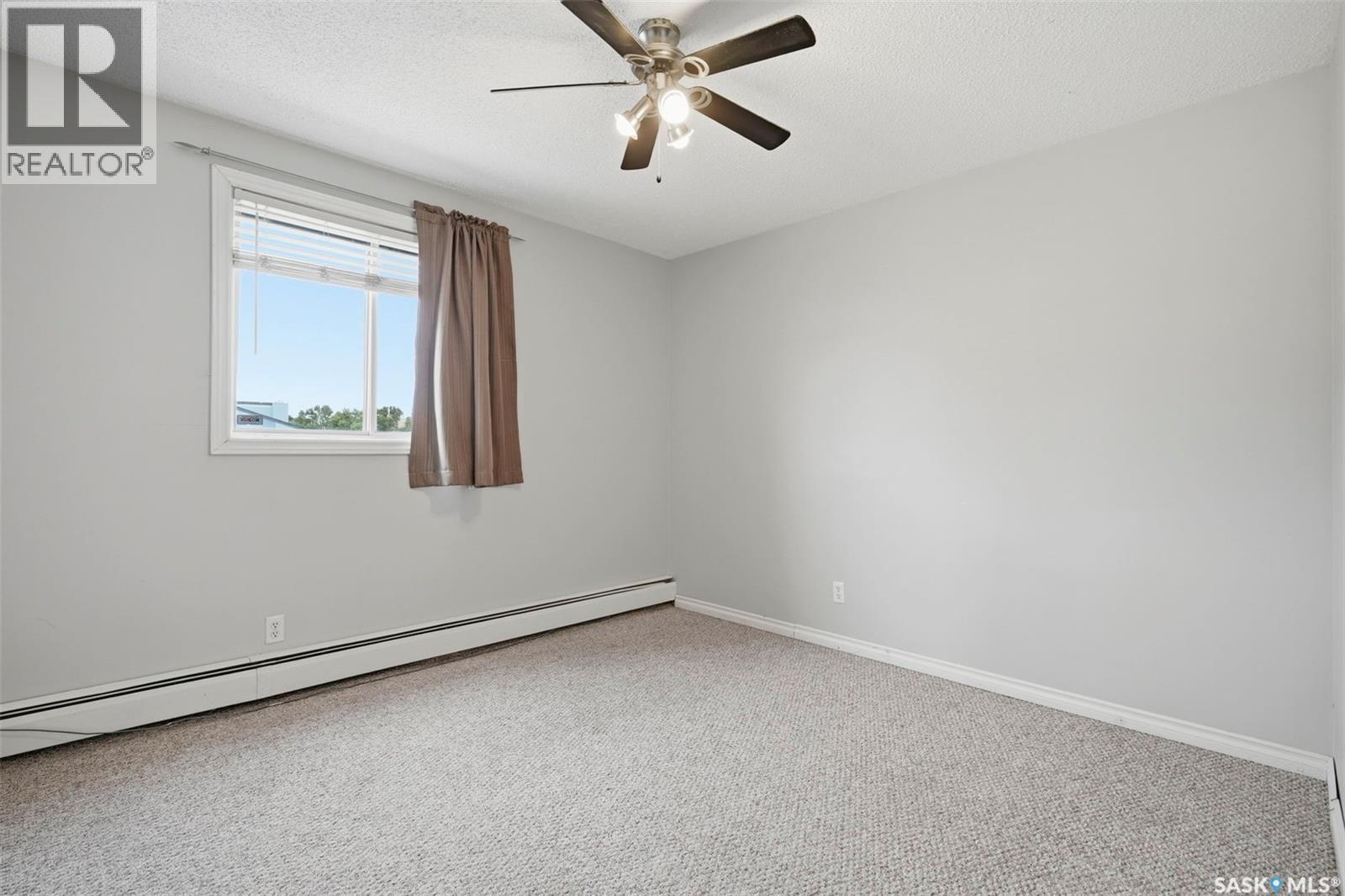 #308 203 Tait PLACE - 21