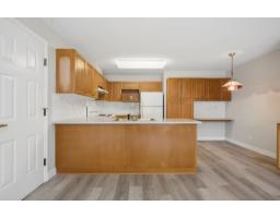 163 13888 70 Avenue, Surrey, BC V3W0R8 Photo 17