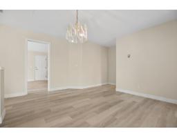 163 13888 70 Avenue, Surrey, BC V3W0R8 Photo 6