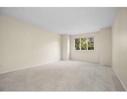 163 13888 70 Avenue, Surrey, BC V3W0R8 Photo 8