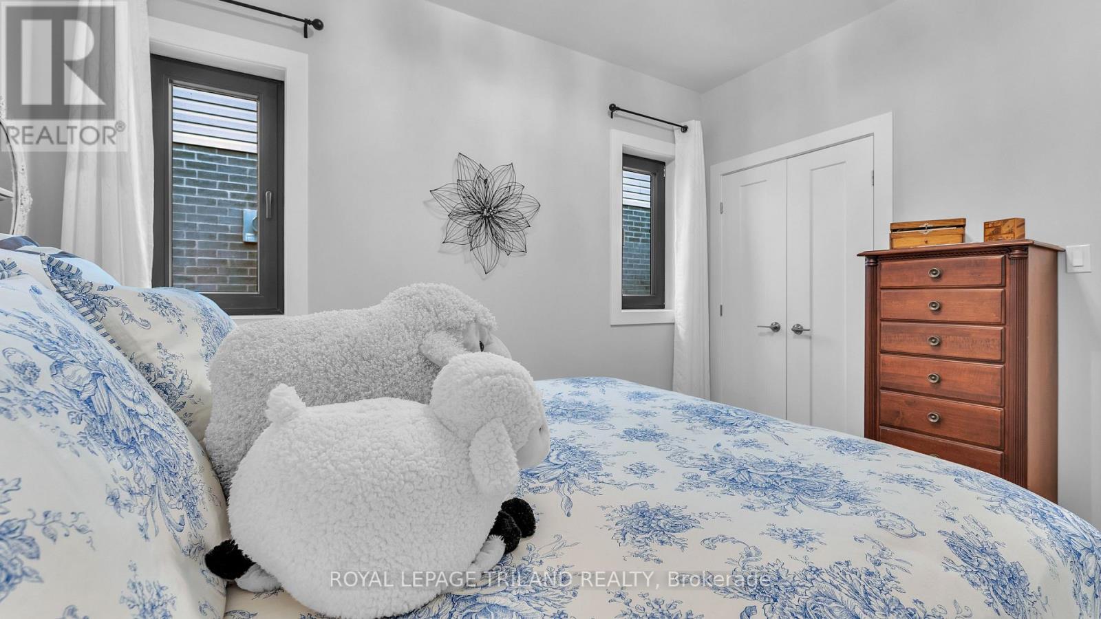 2400 RED THORNE AVENUE - 13