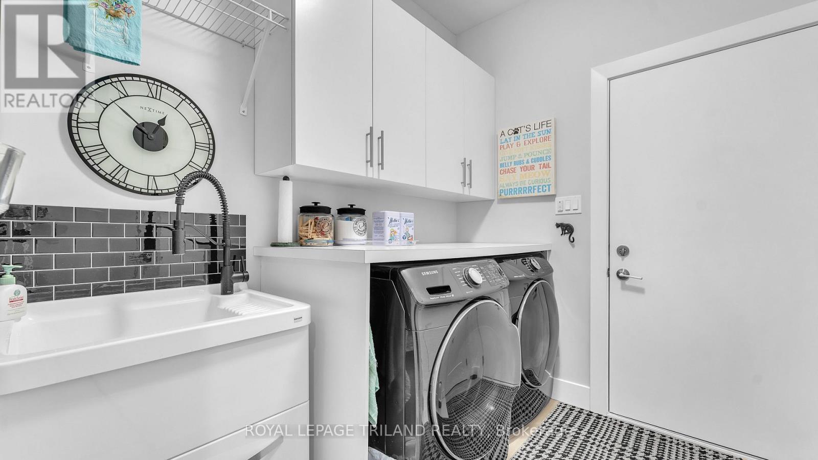 2400 RED THORNE AVENUE - 33