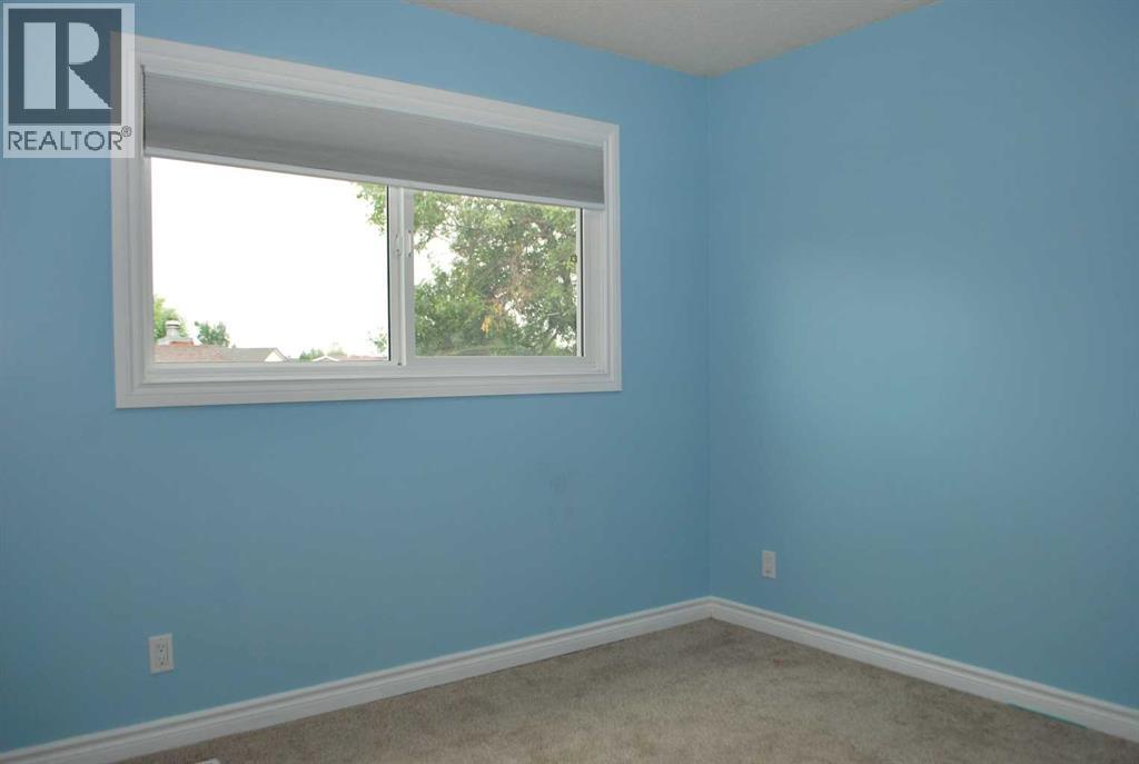 526 33 Street South - Photo 18