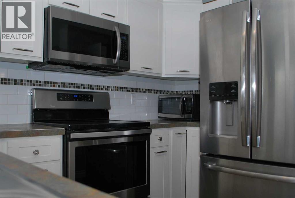 526 33 Street South - Photo 6
