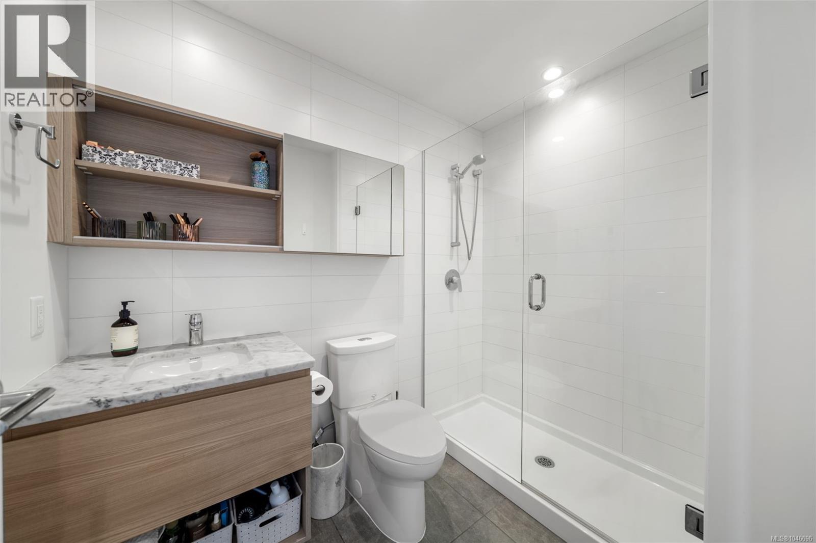 605 60 Saghalie Road, Victoria