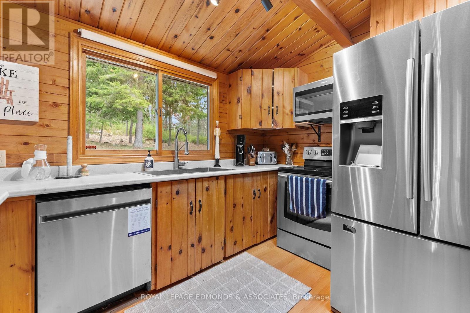 654 A CHIMO ROAD S - Image 18