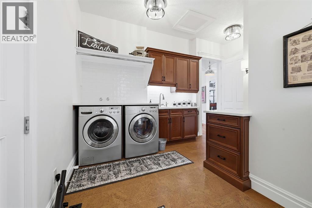 527 Montclair Place - Photo 31