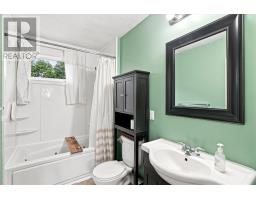 19 Knowling Street thumbnail 16